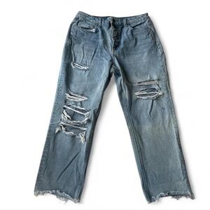 Altar'd State mica denim light wash distressed ankle length jeans
